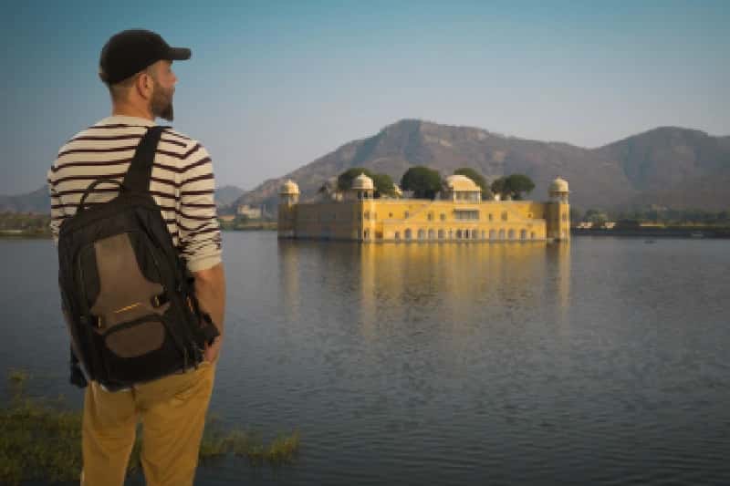 tourImage
