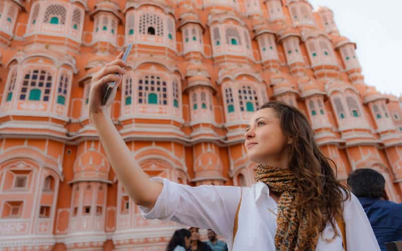tourImage